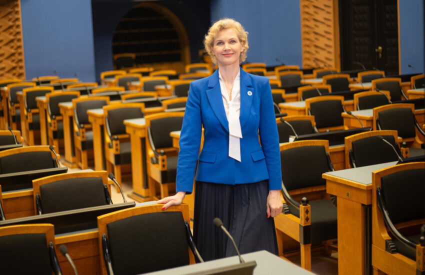 Evelin Poolamets: ühiskonnale surutakse peale süsteemset sisserände laiendamise mehhanismi