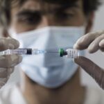 Fauci nõunik anti kohtu alla – covidi asi haiseb