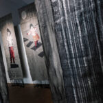 Galerii: Marilyn Piirsalu tekstiilist ruuminstallatsioon “Peaaegu nähtav”