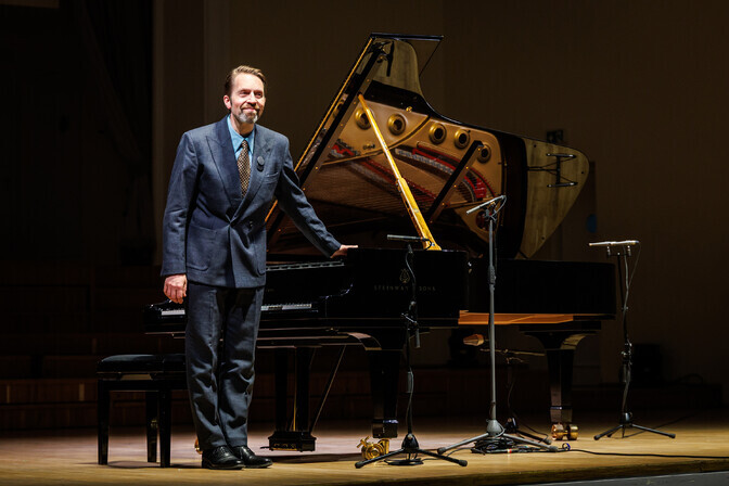 Galerii: Norra pianist Leif Ove Andsnes andis Tallinnas kontserdi