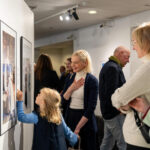 Galerii: Uue Kunsti Muuseumis avati fotonäitus “Kui rõivad räägiksid…”