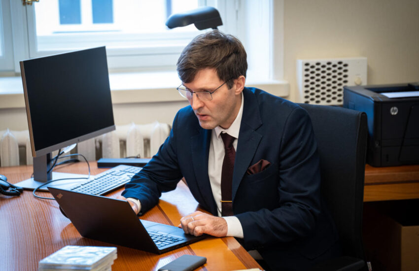 Millal jõuab Jürgen Ligi kasvõi ligilähedalegi Martin Helme võimekusele rahandusministrina