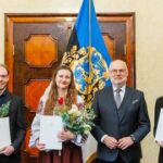 President Alar Karis tunnustas kolme noort teadlast