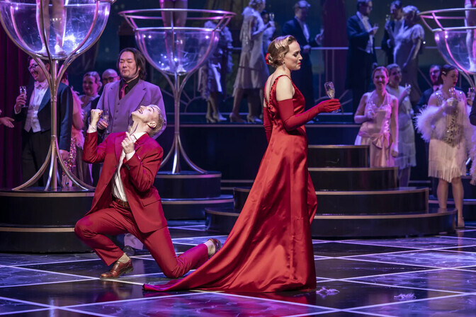 Vanemuise “La traviatas” kohtuvad ooper ja muusikal