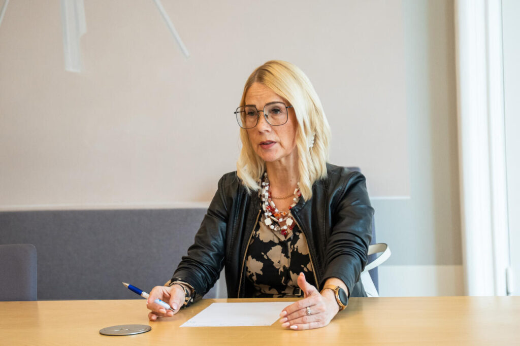 Helle-Moonika Helme peaministrile: te tulete inimestele nende oma raha eest kosja!