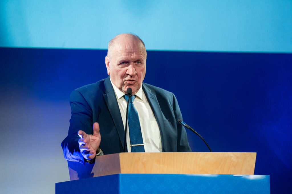 MART HELME: Saatan on alati detailides
