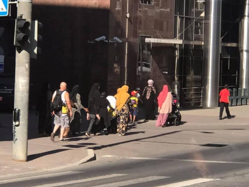 Reformierakond jätkab kõigist hoiatustest hoolimata islamismi sissevedu