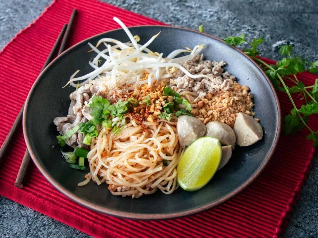 Soupless Tom Yum Noodles: Best Kept Secret of Thai Food
