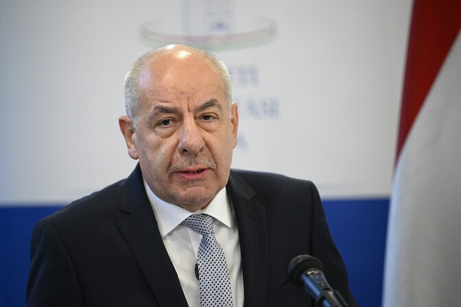 Ungari president astus tagasi